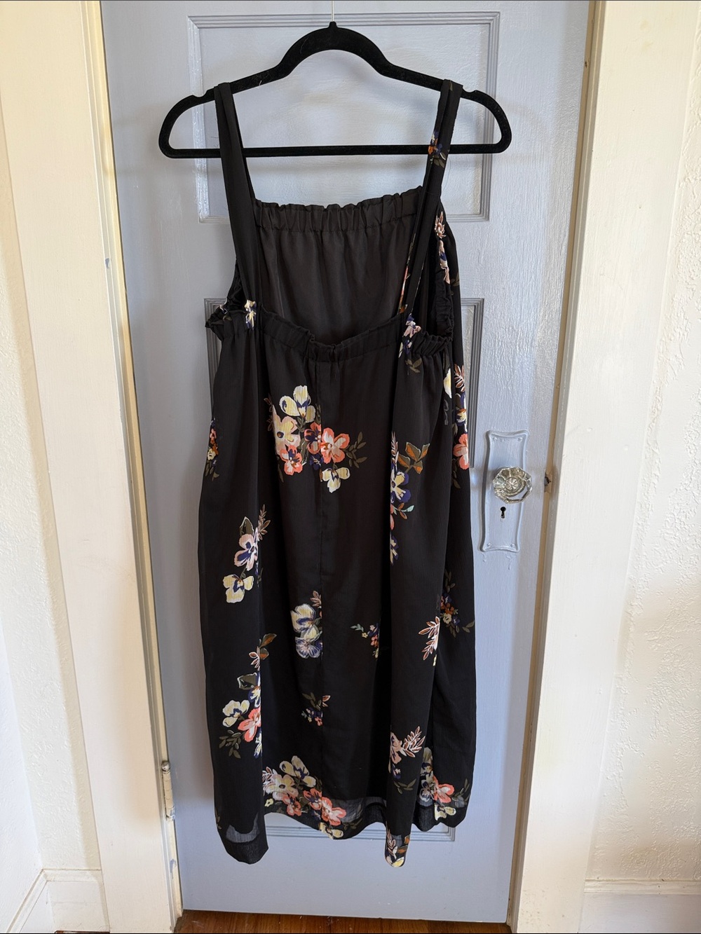 Liz Lange for Target Black Floral Midi Sundress - Picture 3 of 5